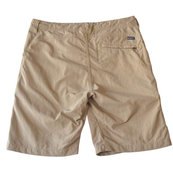 Patagonia Men’s Khaki Cargo Shorts Size 34 – Outdoor Hiking Utility - Picture 2 of 4